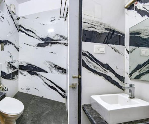 Neat and clean Bathrooms